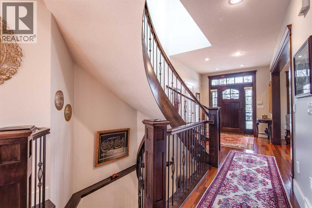 Single Family House for Sale in  a Street SW Richmond Calgary 