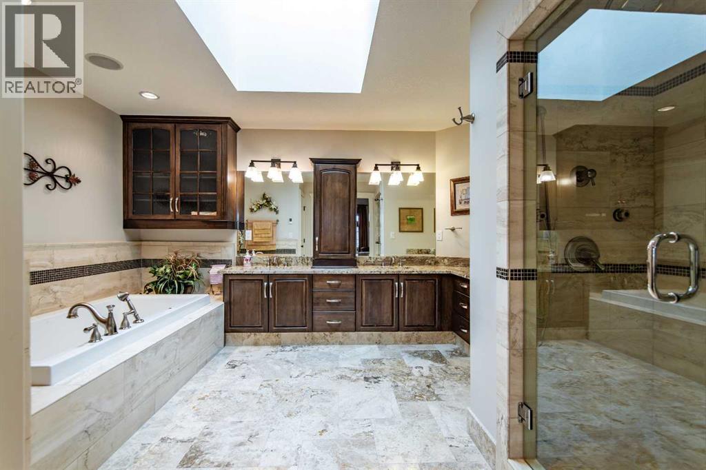 Single Family House for Sale in  a Street SW Richmond Calgary 