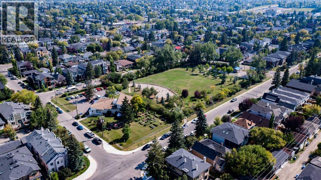 Single Family House for Sale in  a Street SW Richmond Calgary 