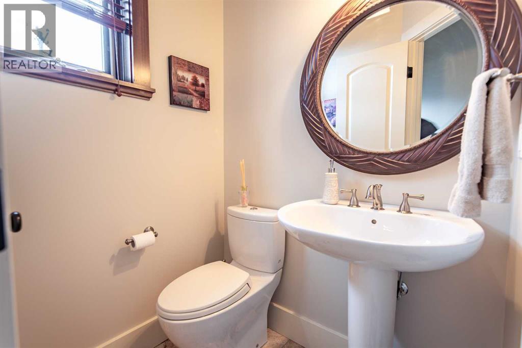 Single Family House for Sale in  a Street SW Richmond Calgary 