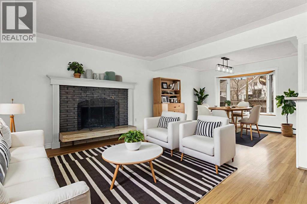 Single Family House 4 Level for Sale in  Hooke Road SW Haysboro Calgary 