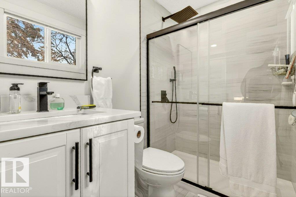 11435 46 AV NW, Edmonton