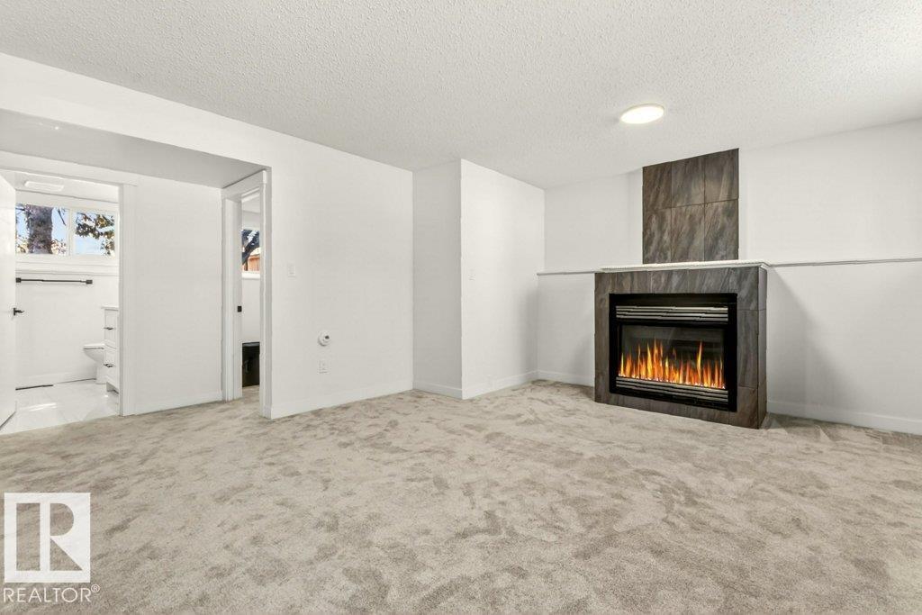 11435 46 AV NW, Edmonton