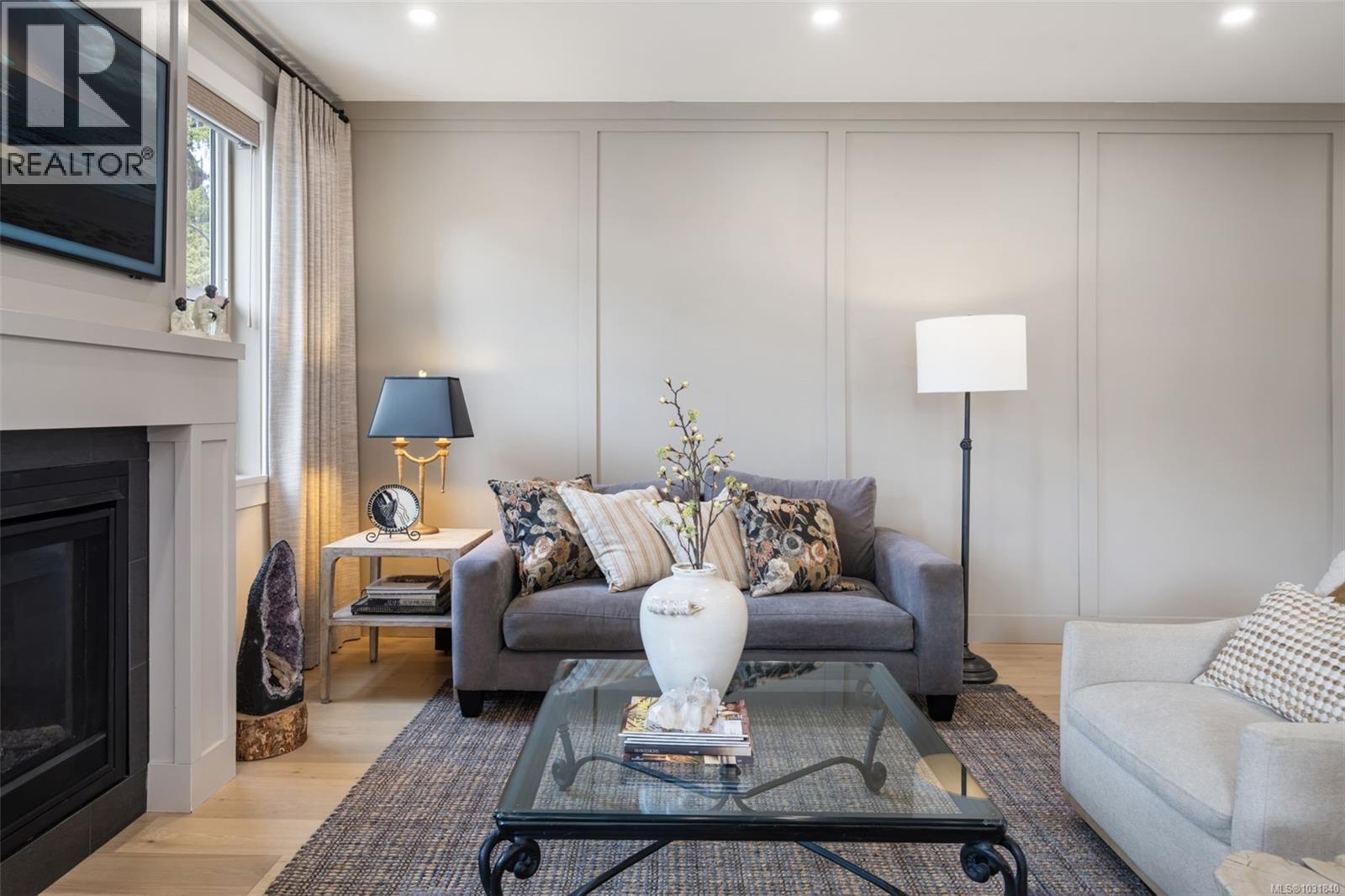 912 Clarke Rd, Central Saanich