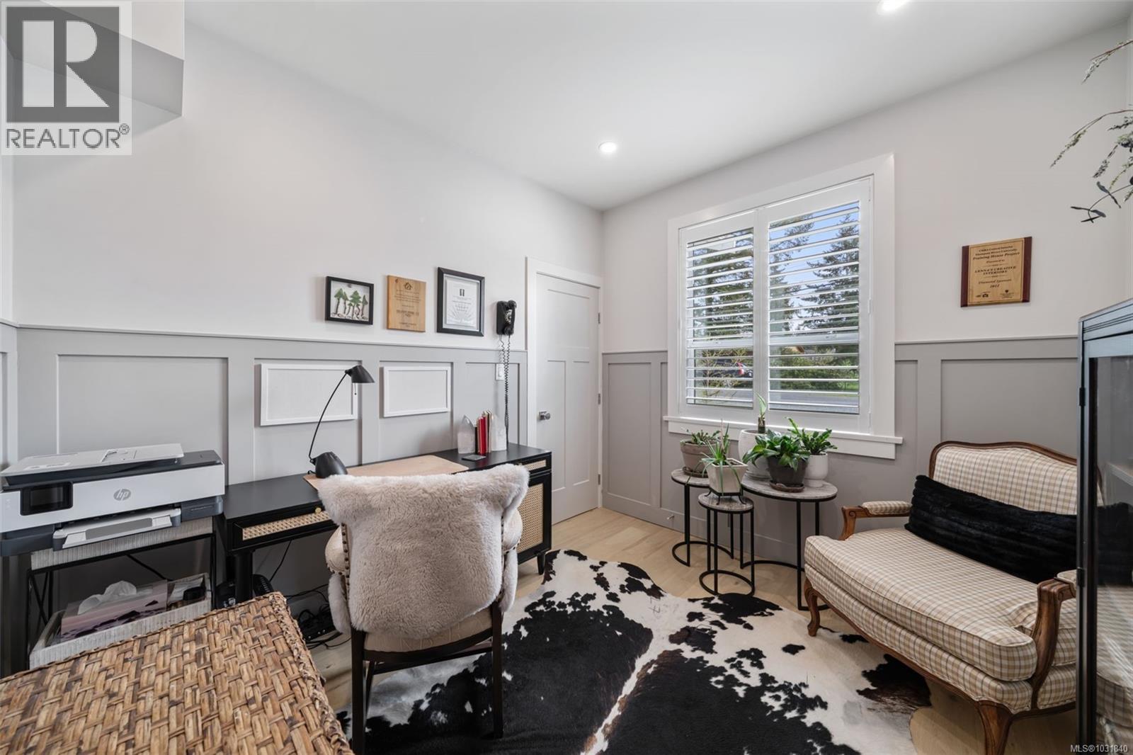 912 Clarke Rd, Central Saanich