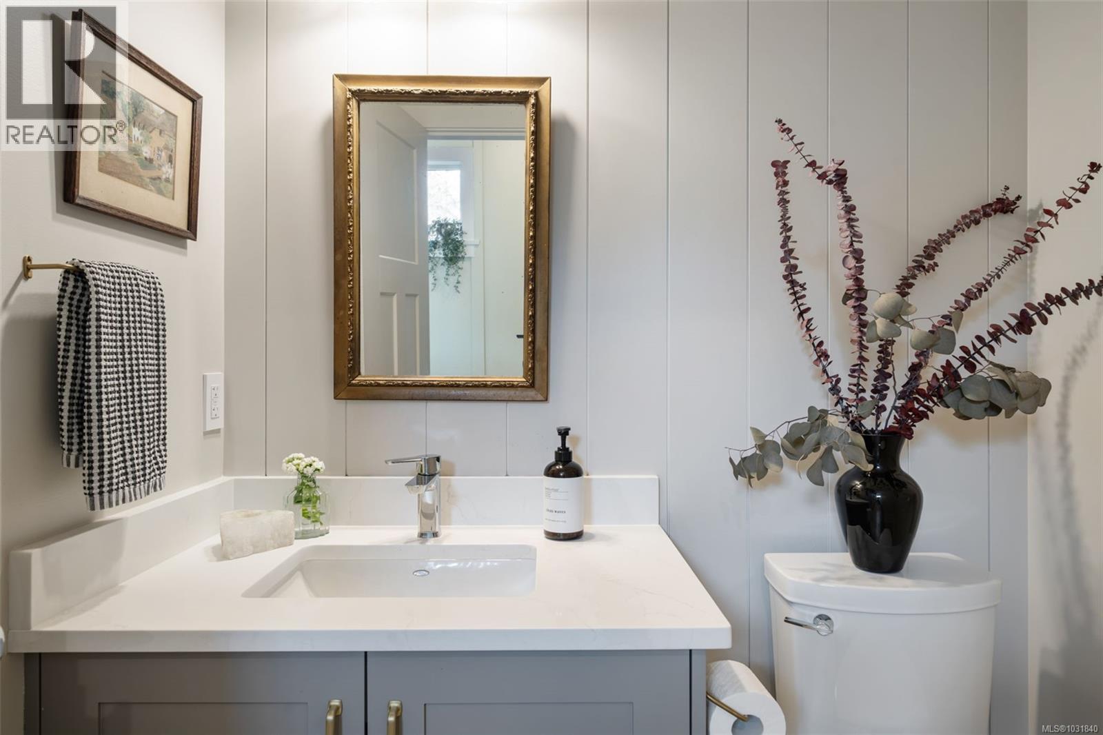 912 Clarke Rd, Central Saanich