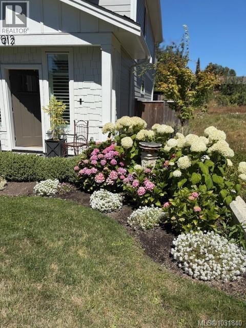 912 Clarke Rd, Central Saanich