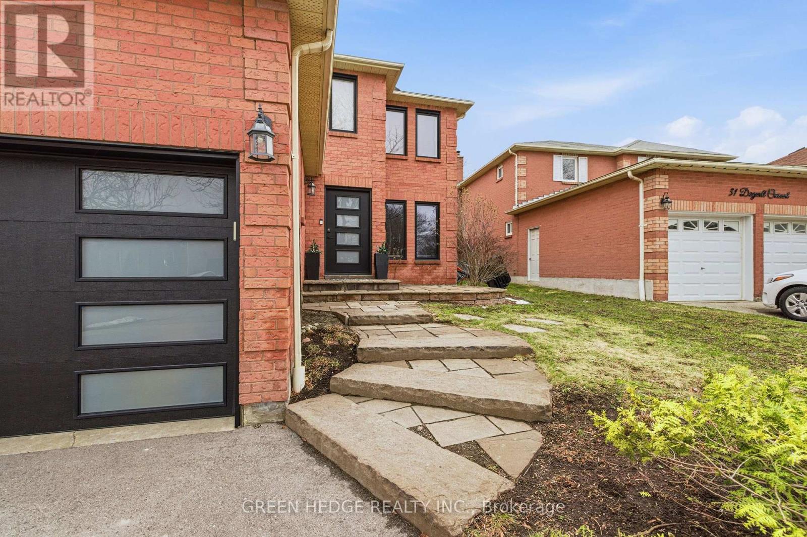 33 DAGWELL CRESCENT - 2