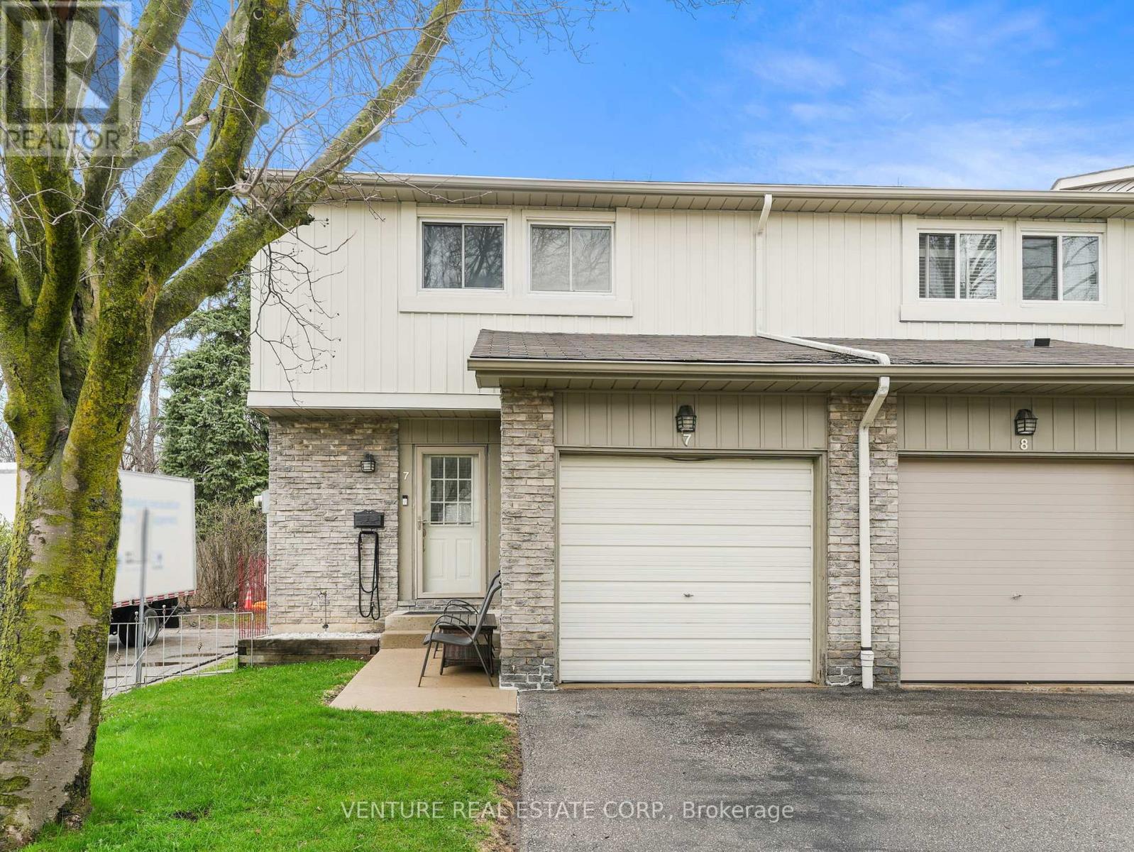 #7 6779 GLEN ERIN DRIVE - 1