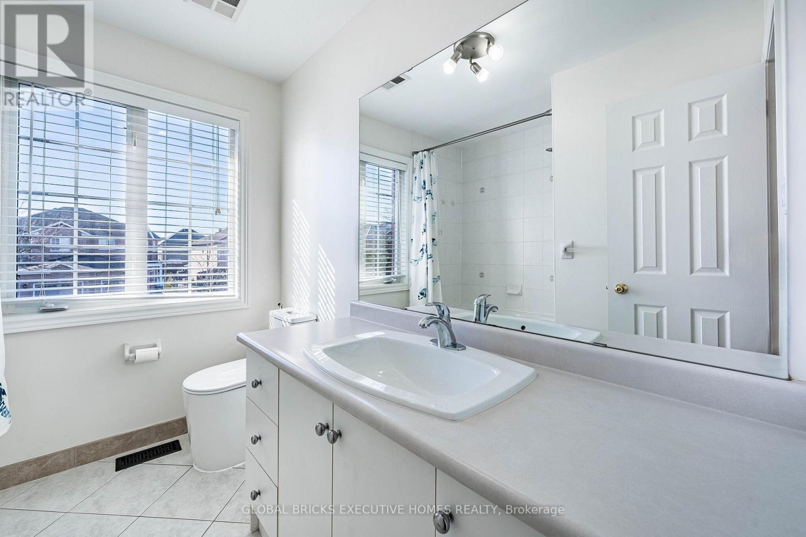 40 HUBERT CORLESS DRIVE S - 40