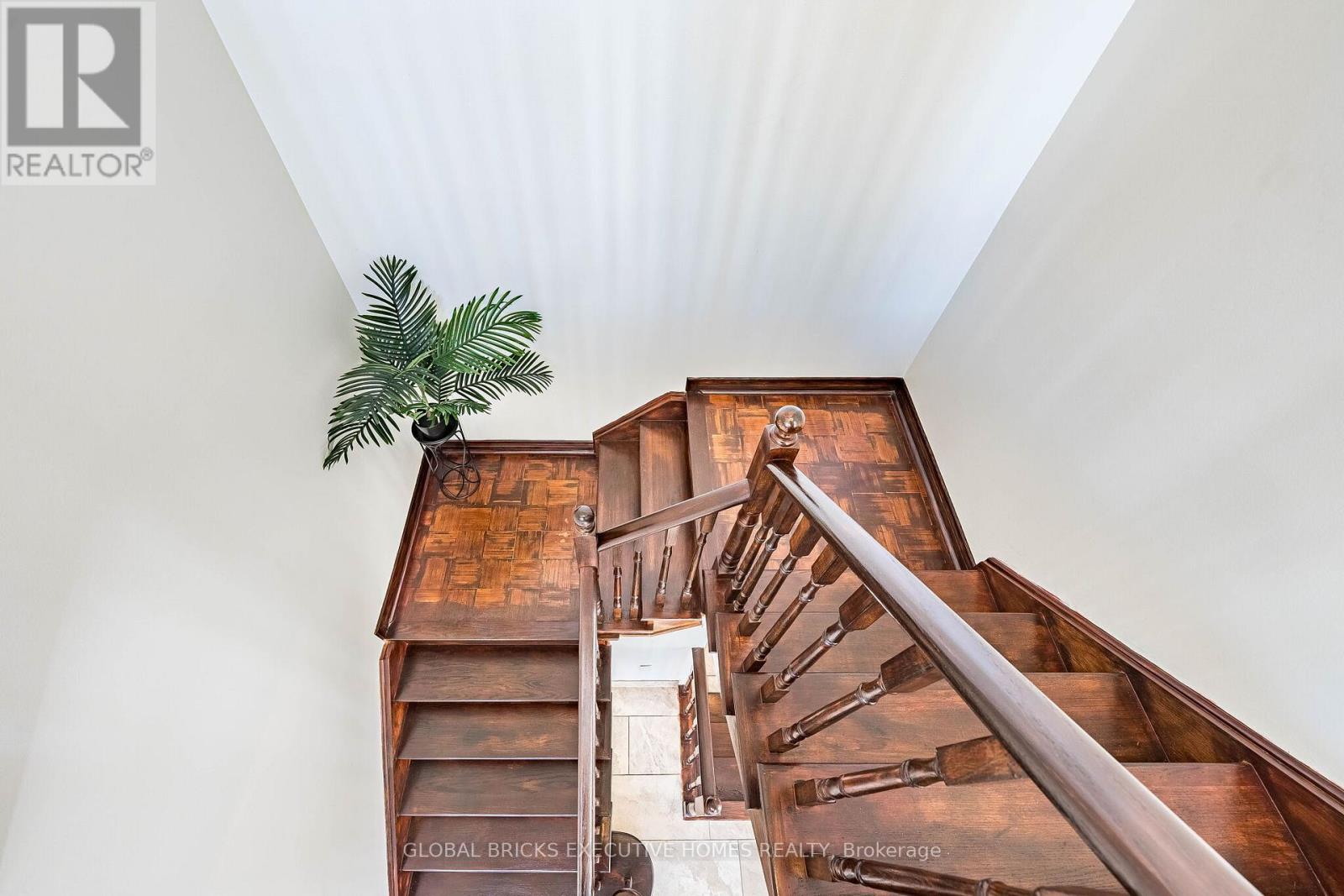 40 HUBERT CORLESS DRIVE S - 29