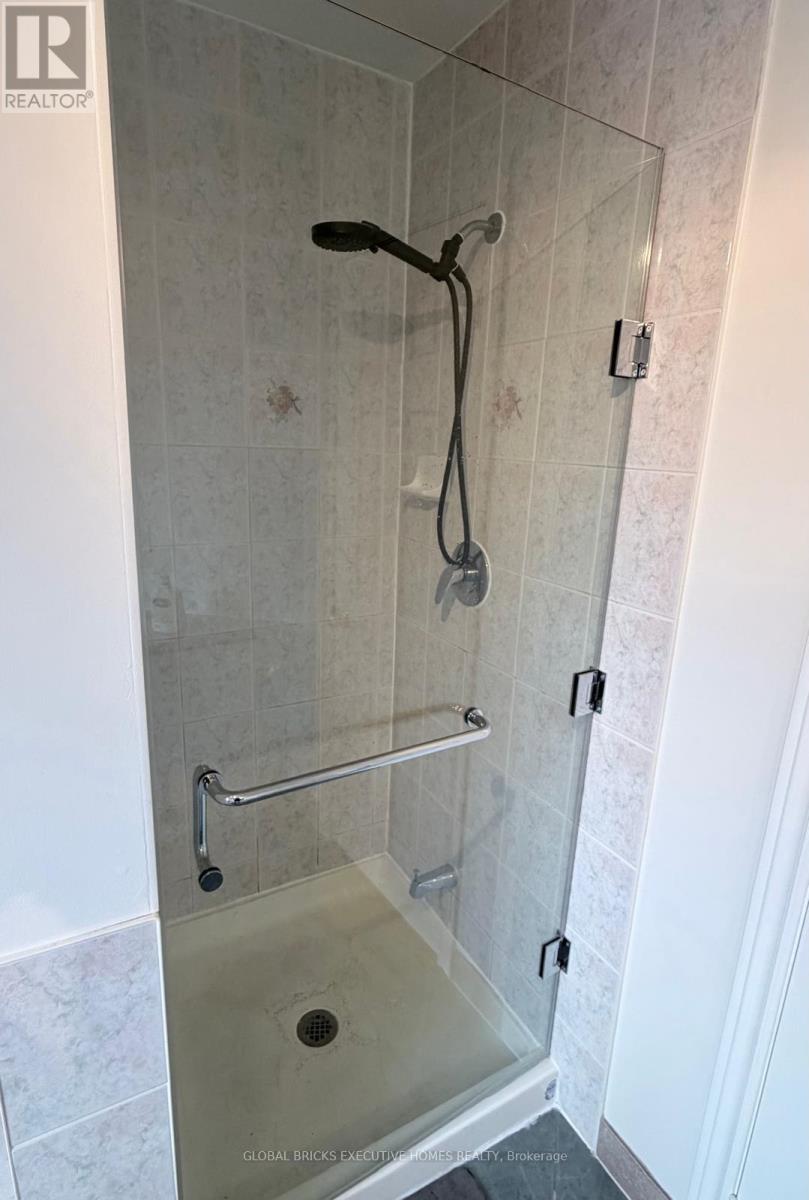 40 HUBERT CORLESS DRIVE S - 36