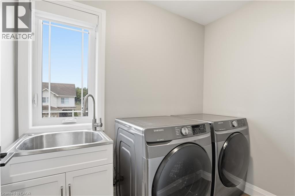 95 DALLAN DRIVE - 33