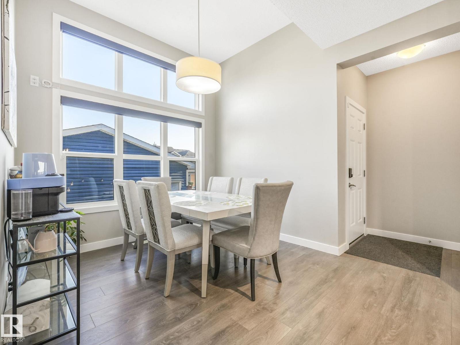 225 SOUTHFORK DR, Leduc