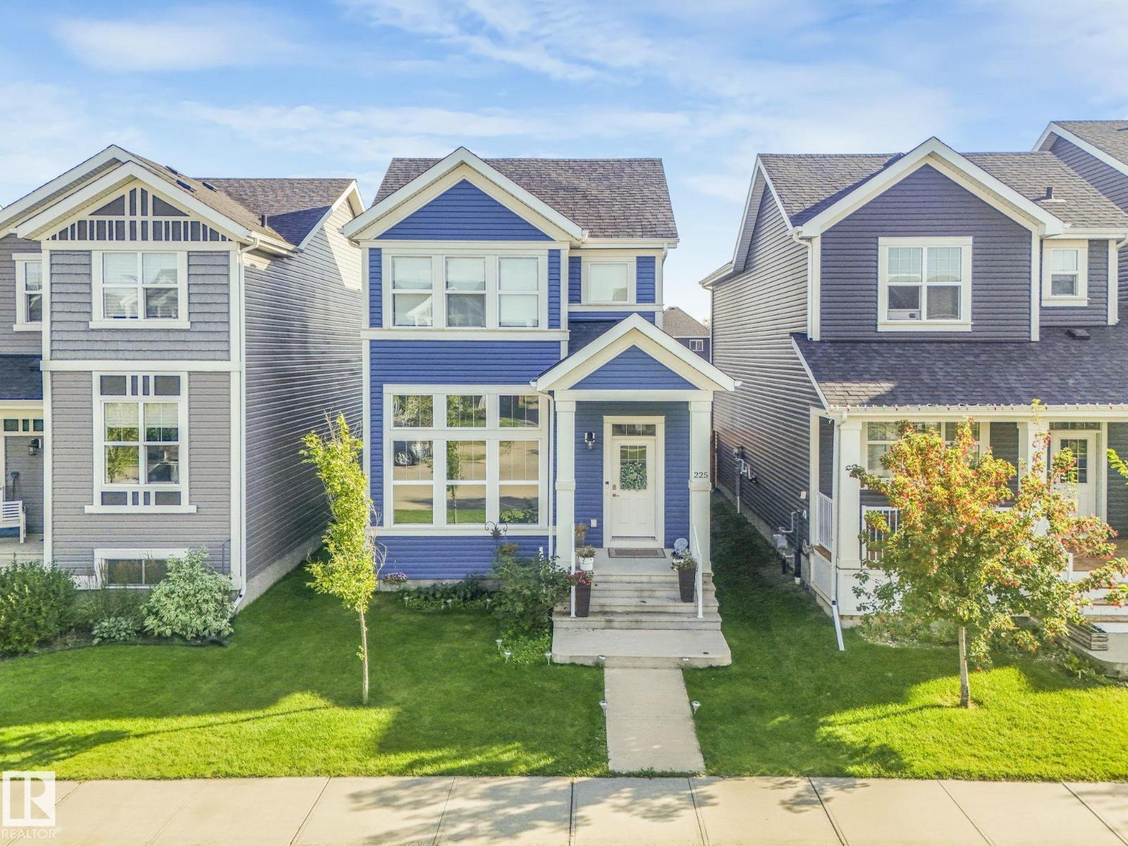 225 SOUTHFORK DR, Leduc