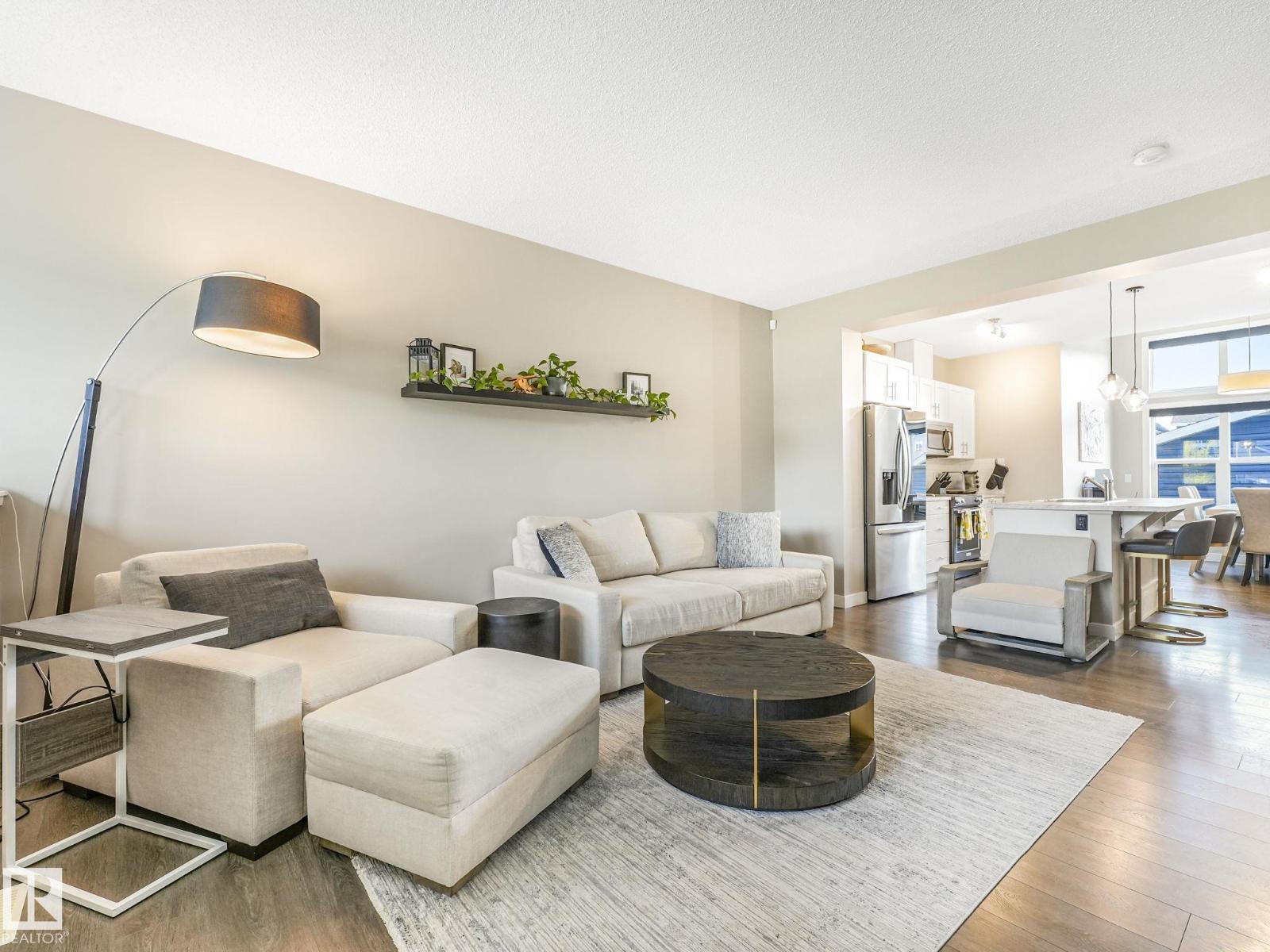 225 SOUTHFORK DR, Leduc