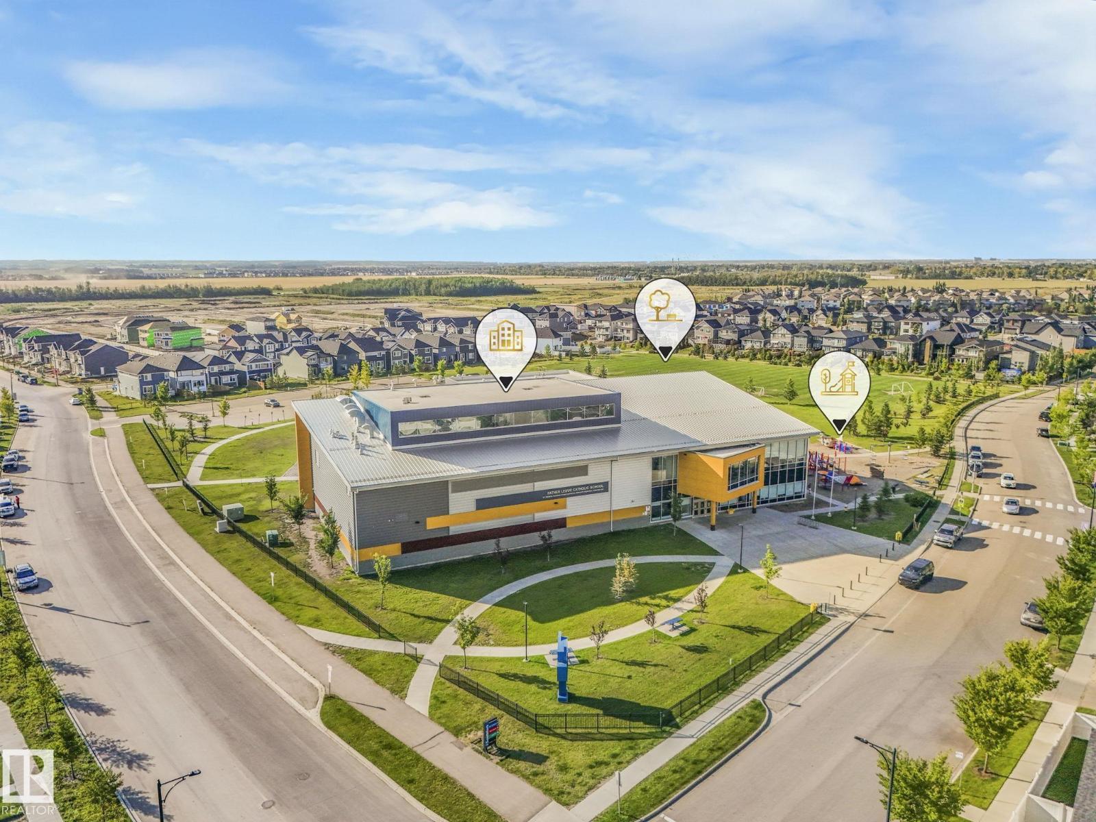 225 SOUTHFORK DR, Leduc