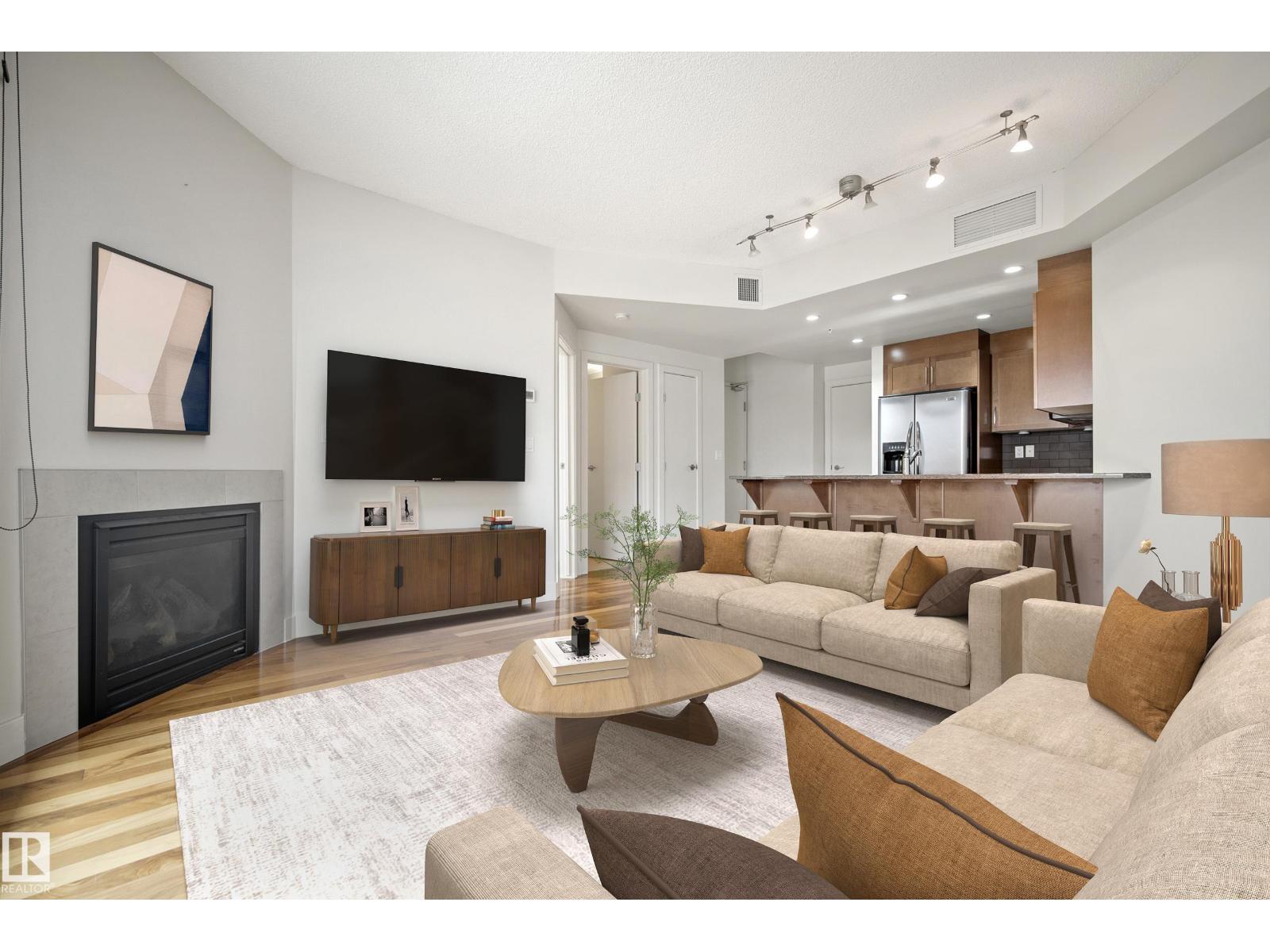#401 11933 JASPER AV NW - 1