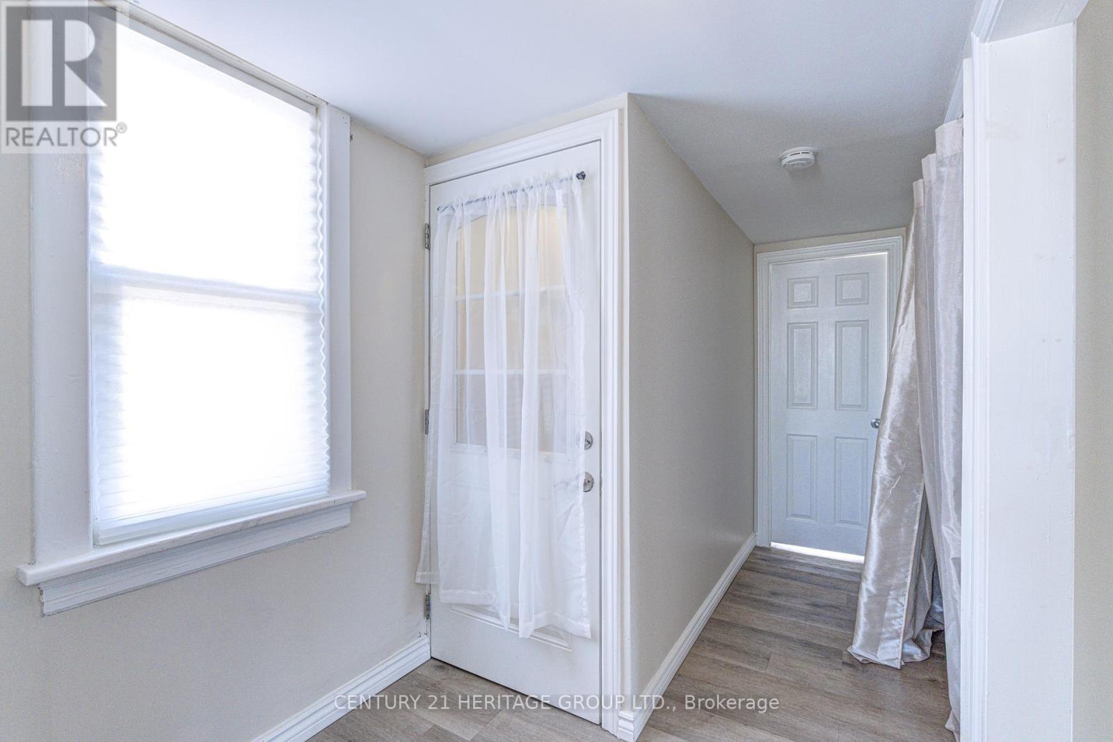 243 GIBSON AVENUE - 32