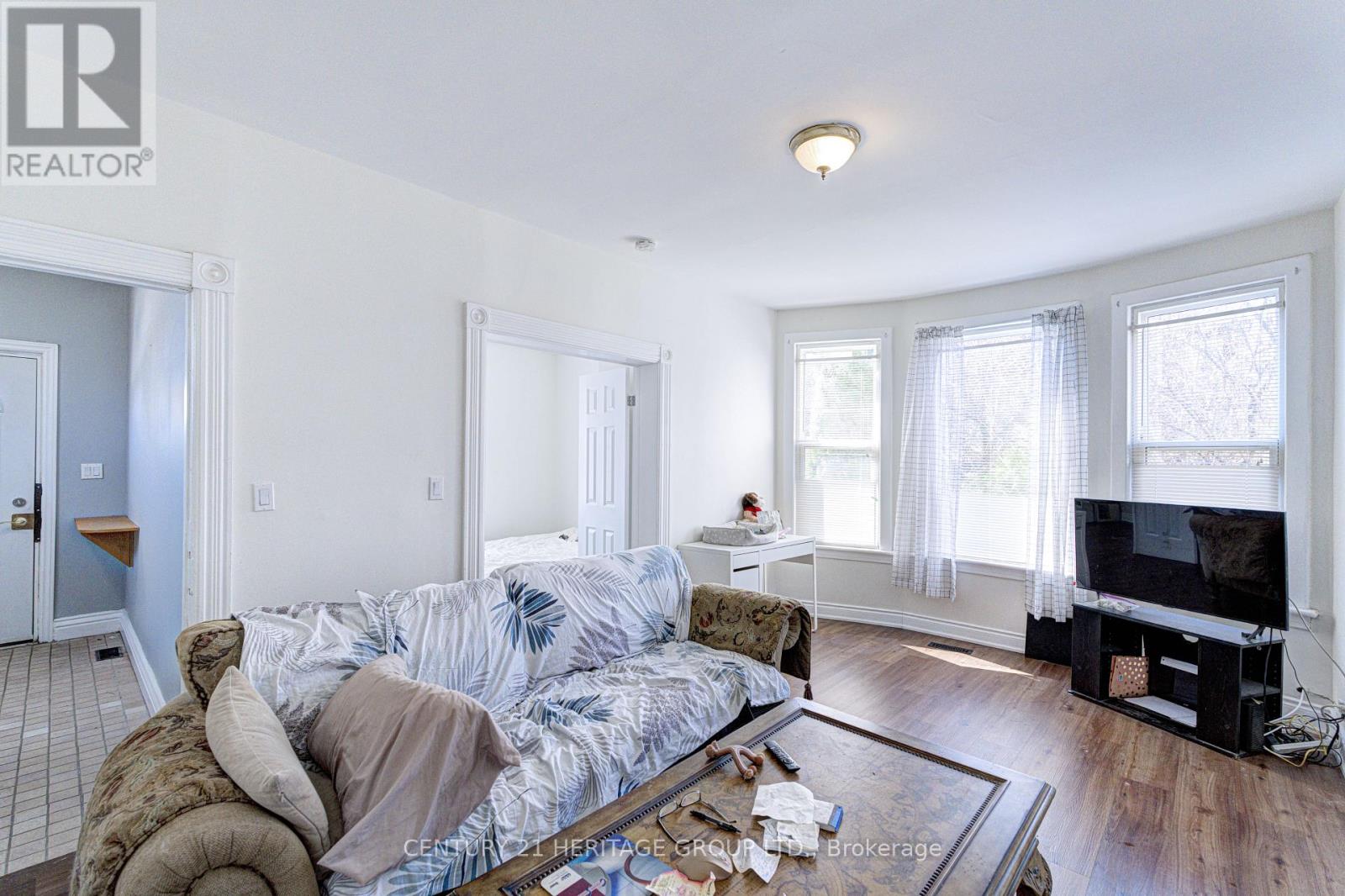 243 GIBSON AVENUE - 4