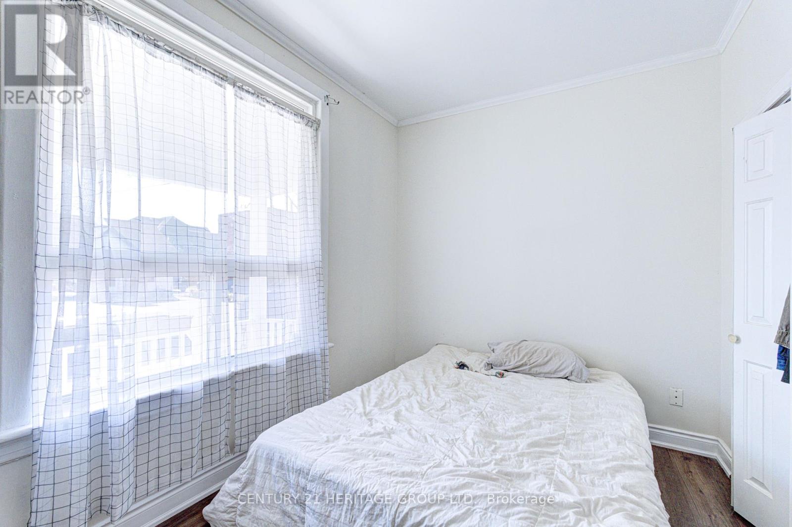 243 GIBSON AVENUE - 6