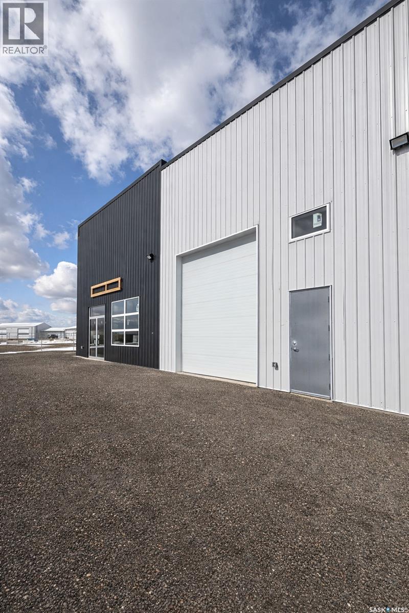 9&10 213 Service ROAD W - photo 2