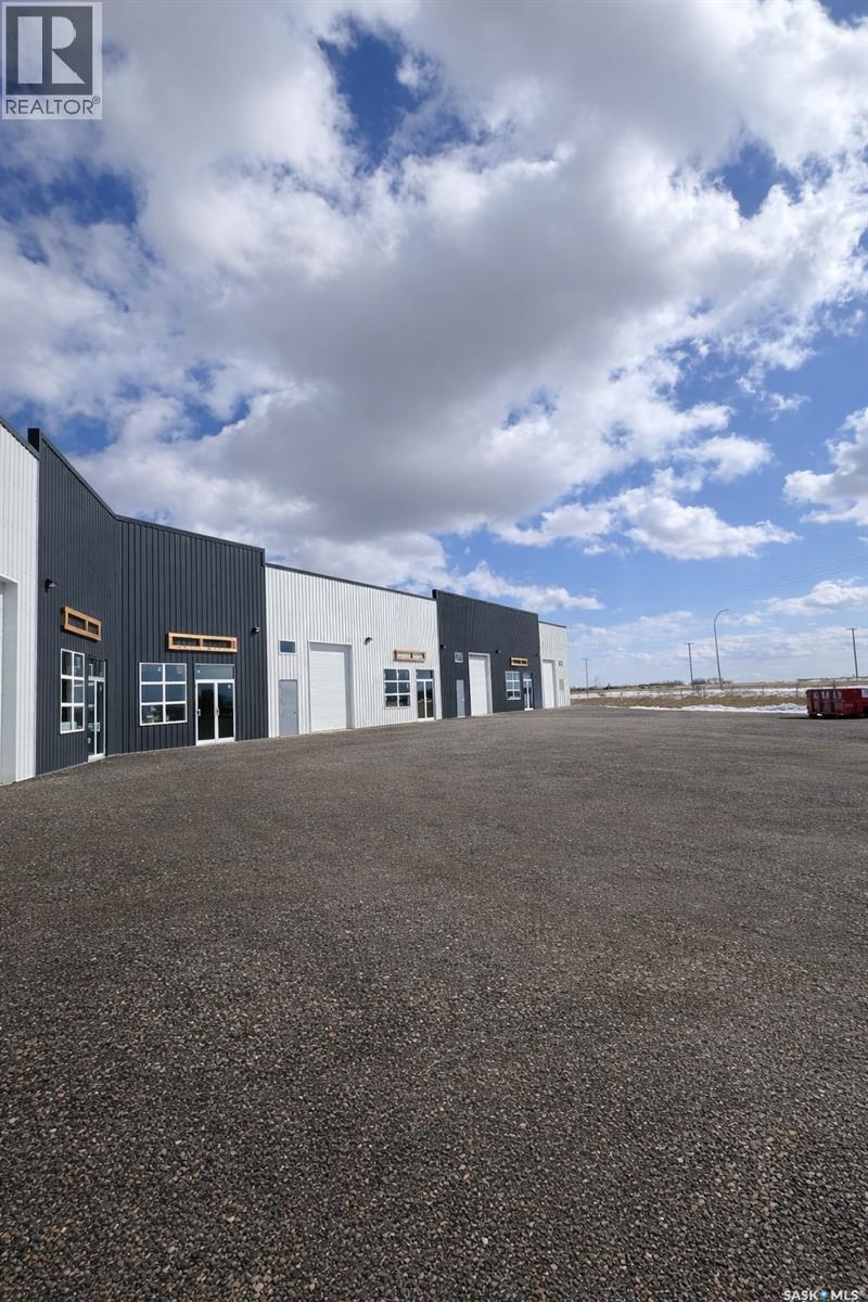 9&10 213 Service ROAD W - photo 3