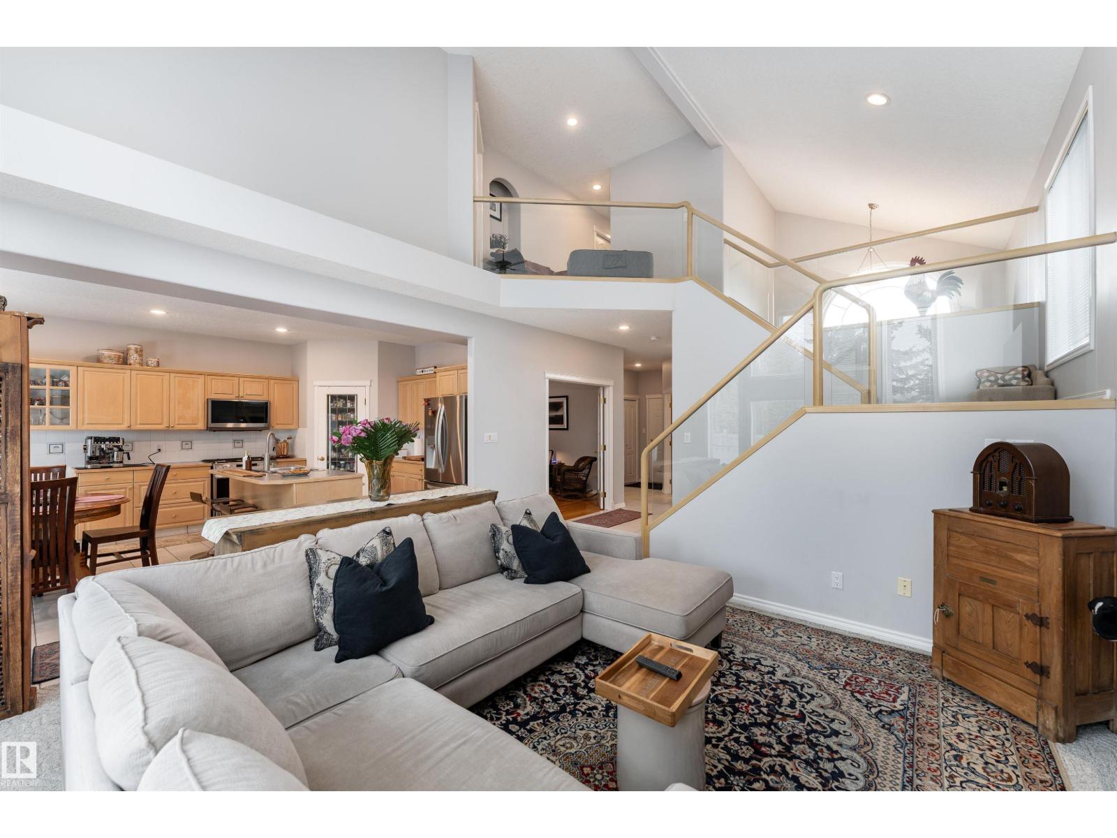 2 Olmstead CO, St. Albert