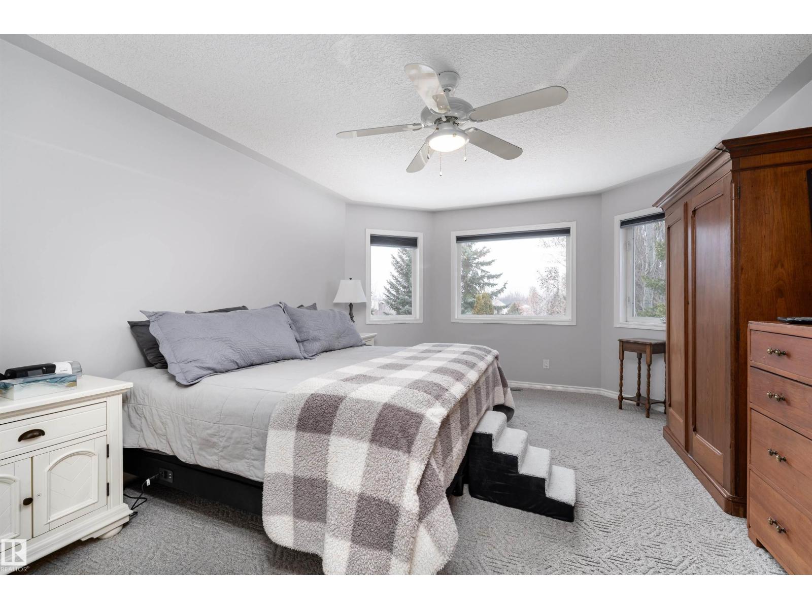 2 Olmstead CO, St. Albert