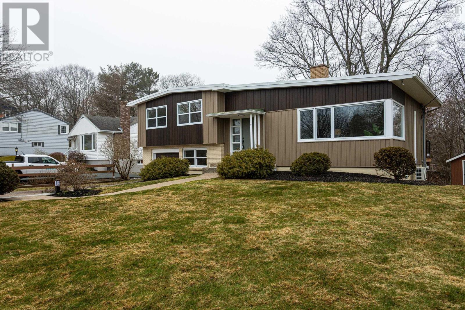 Property 39 of 41 of 9 Crestview Drive