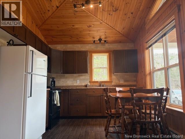 11592 Route 114 — photo 12