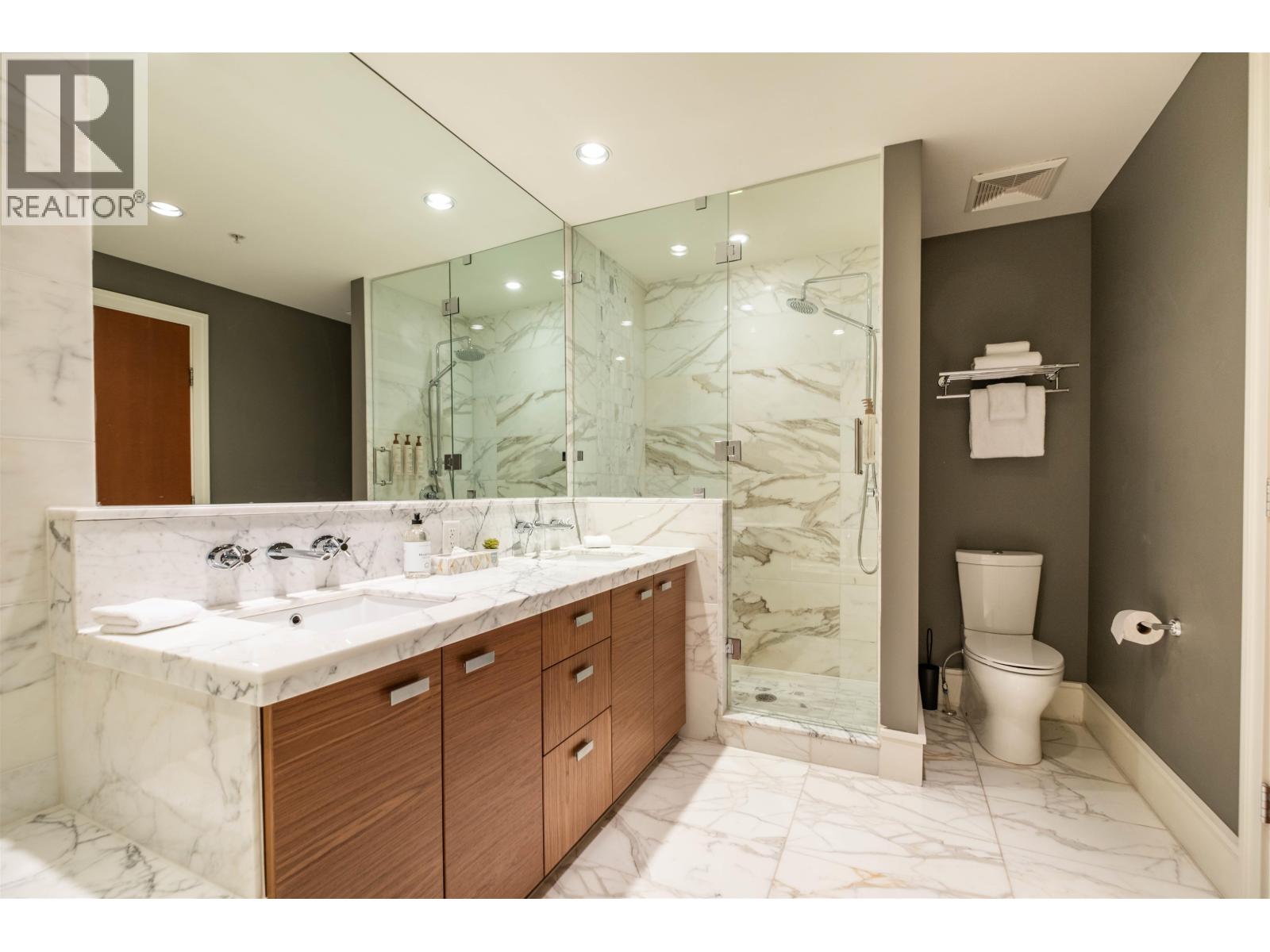 37 7124 NANCY GREENE DRIVE, Whistler