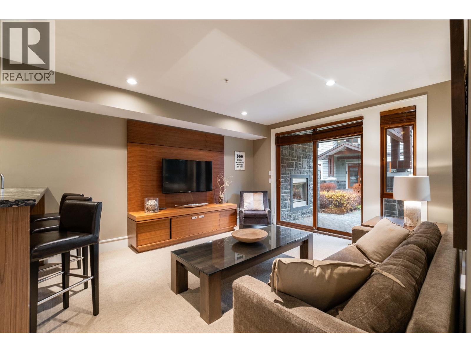 37 7124 NANCY GREENE DRIVE, Whistler