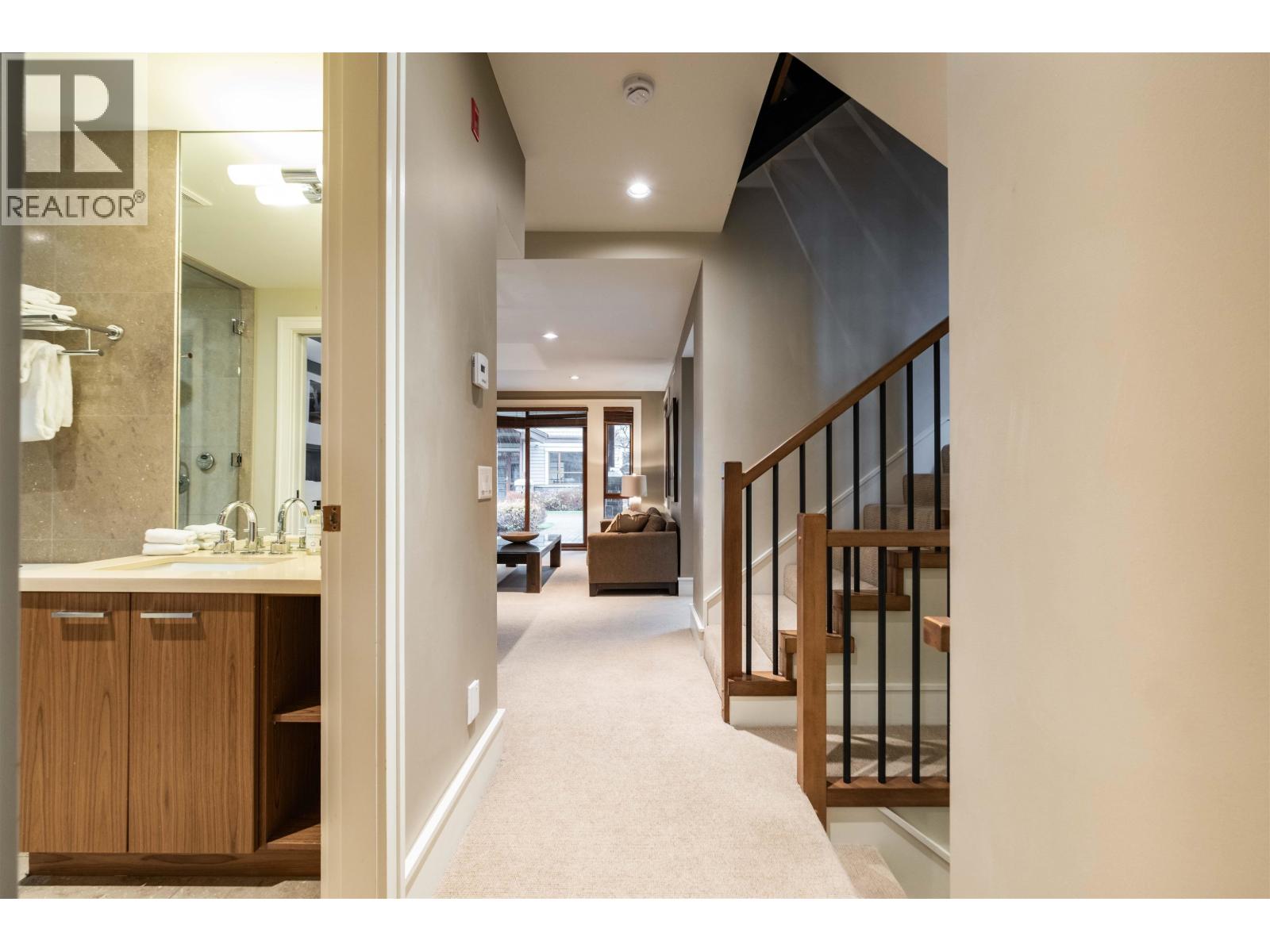 37 7124 NANCY GREENE DRIVE, Whistler