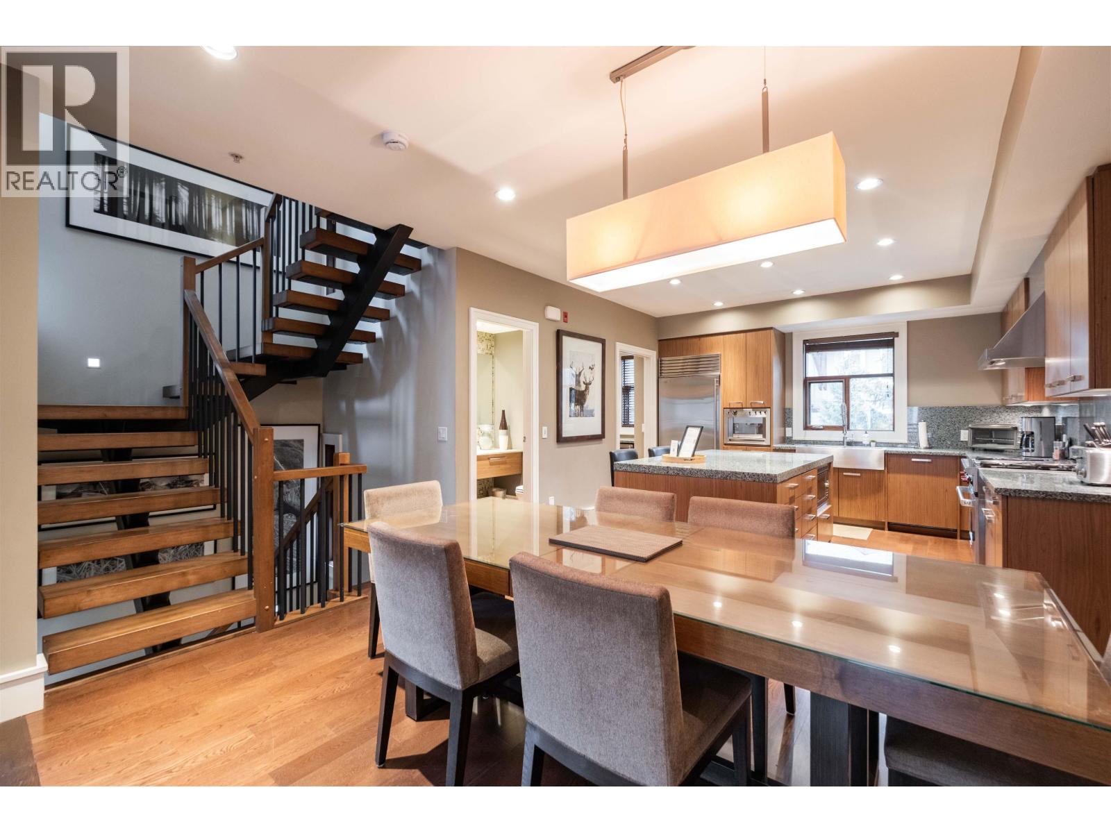 37 7124 NANCY GREENE DRIVE, Whistler