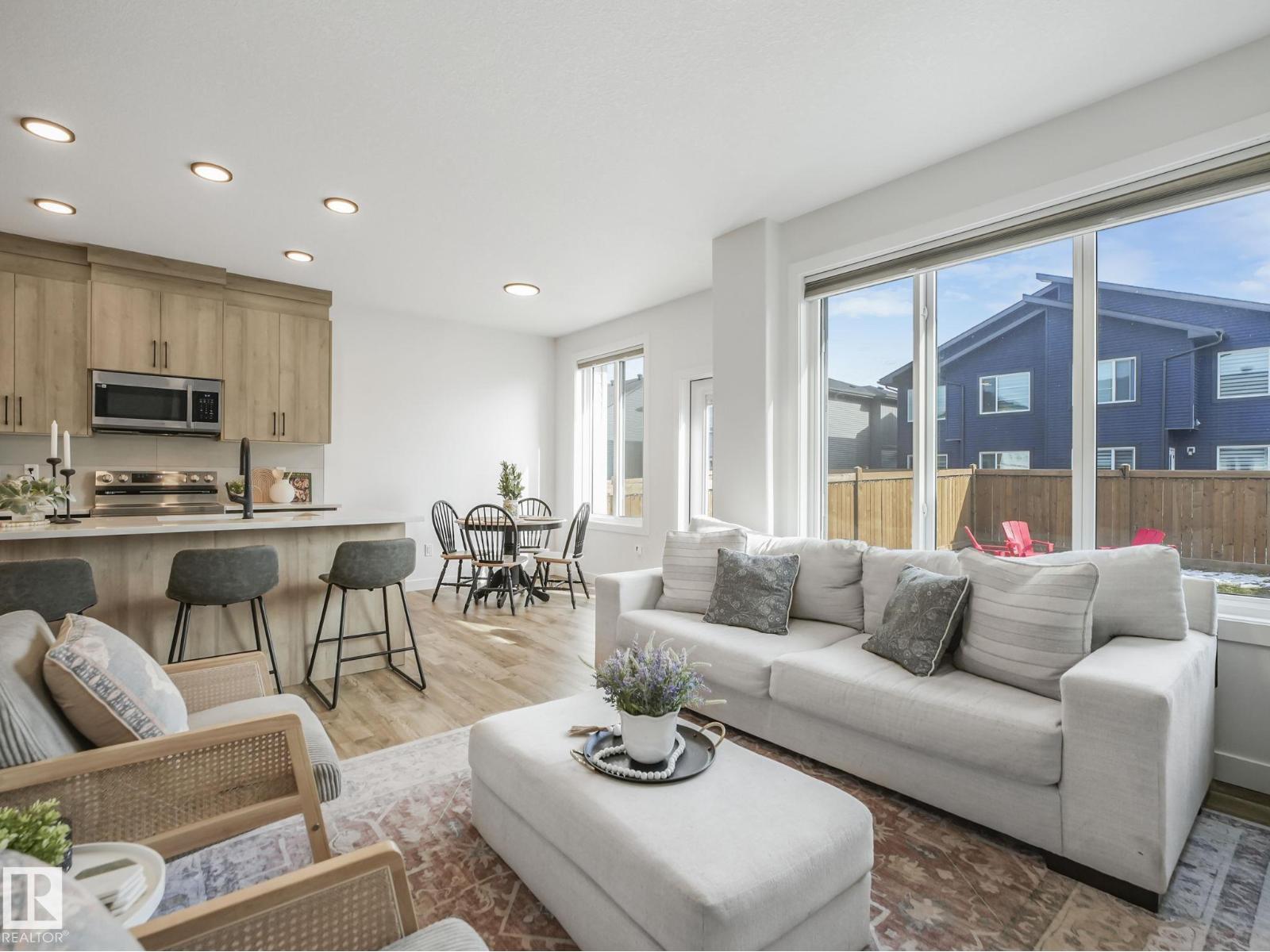 201 STARLING, Fort Saskatchewan