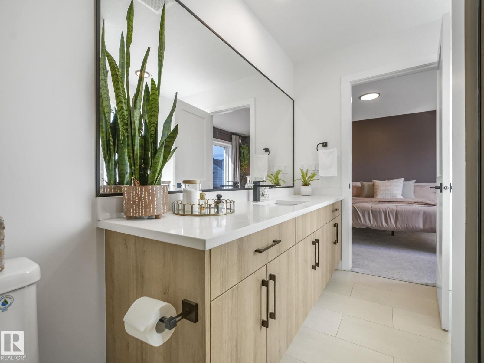 201 STARLING, Fort Saskatchewan