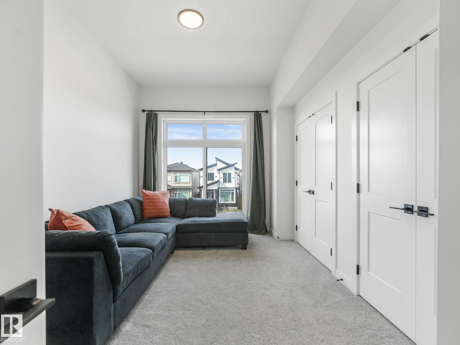 201 STARLING, Fort Saskatchewan