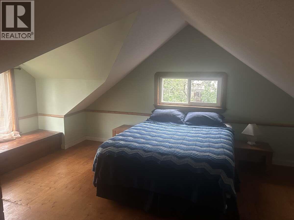 1567 DELKATLA STREET, Masset