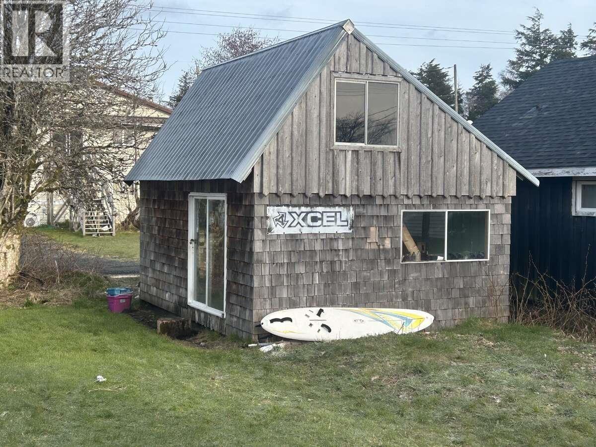 1567 DELKATLA STREET, Masset