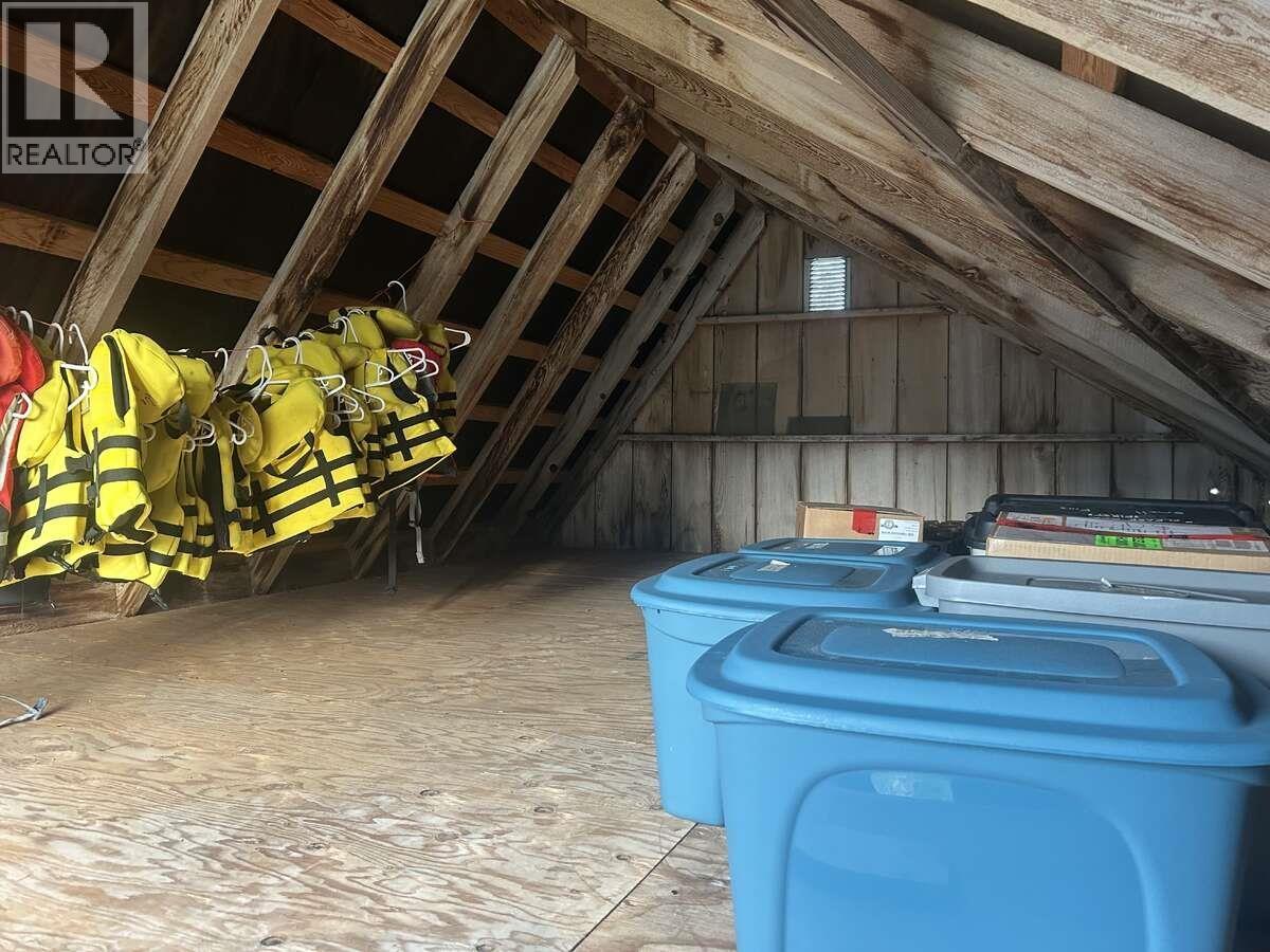 1567 DELKATLA STREET, Masset