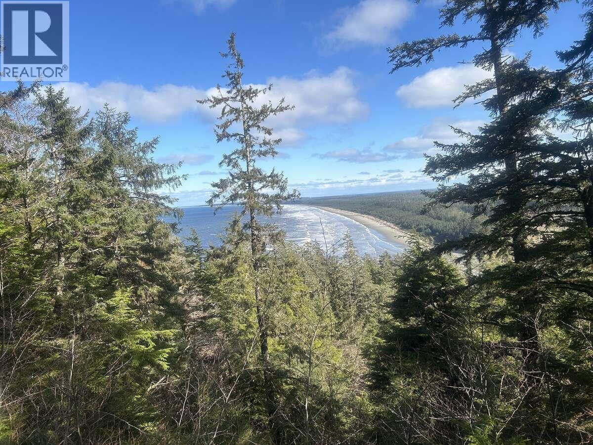 1567 DELKATLA STREET, Masset