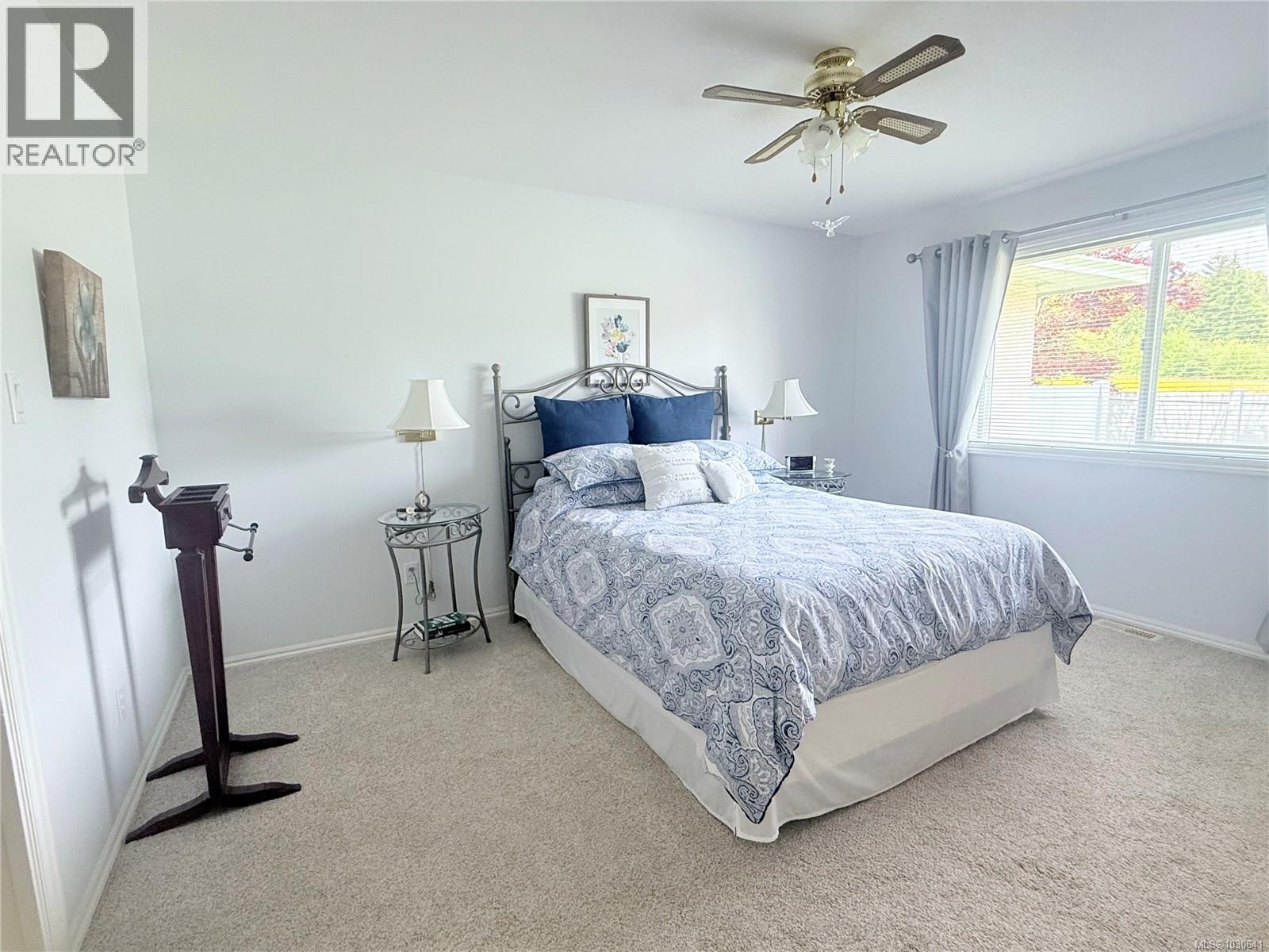 #4 6111 Sayward Rd - 13