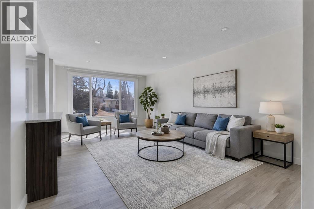 Single Family House Bungalow for Sale in  Dalton Bay NW Dalhousie Calgary 