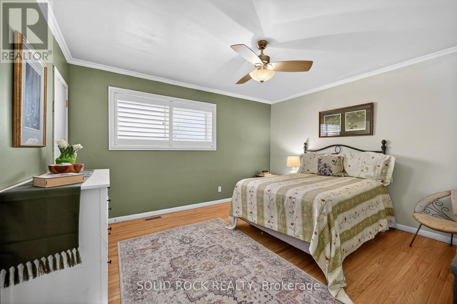 209 REYNOLDS DRIVE E — photo 27