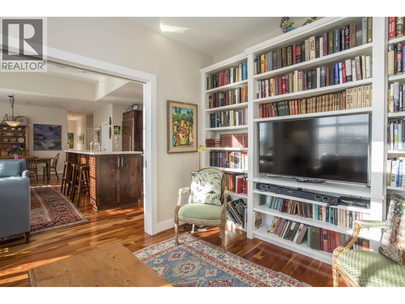 404 6328 LARKIN DRIVE, Vancouver