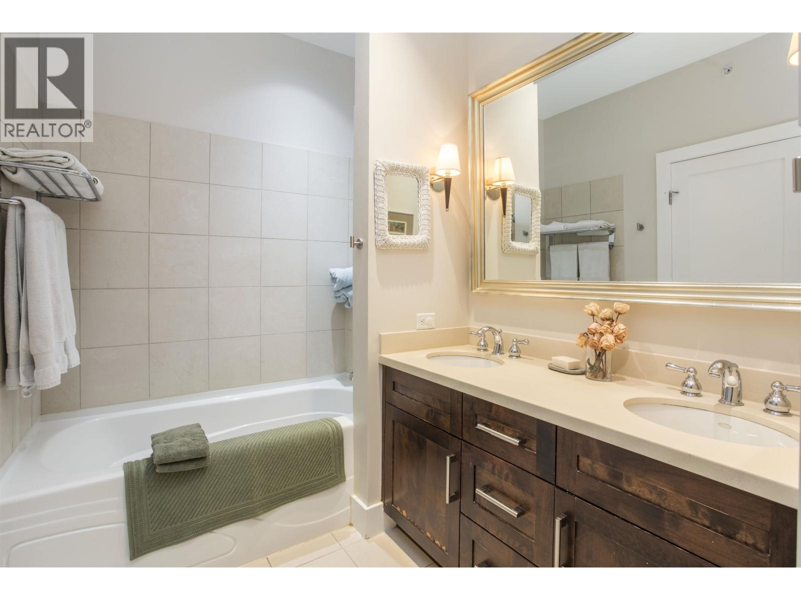 404 6328 LARKIN DRIVE, Vancouver