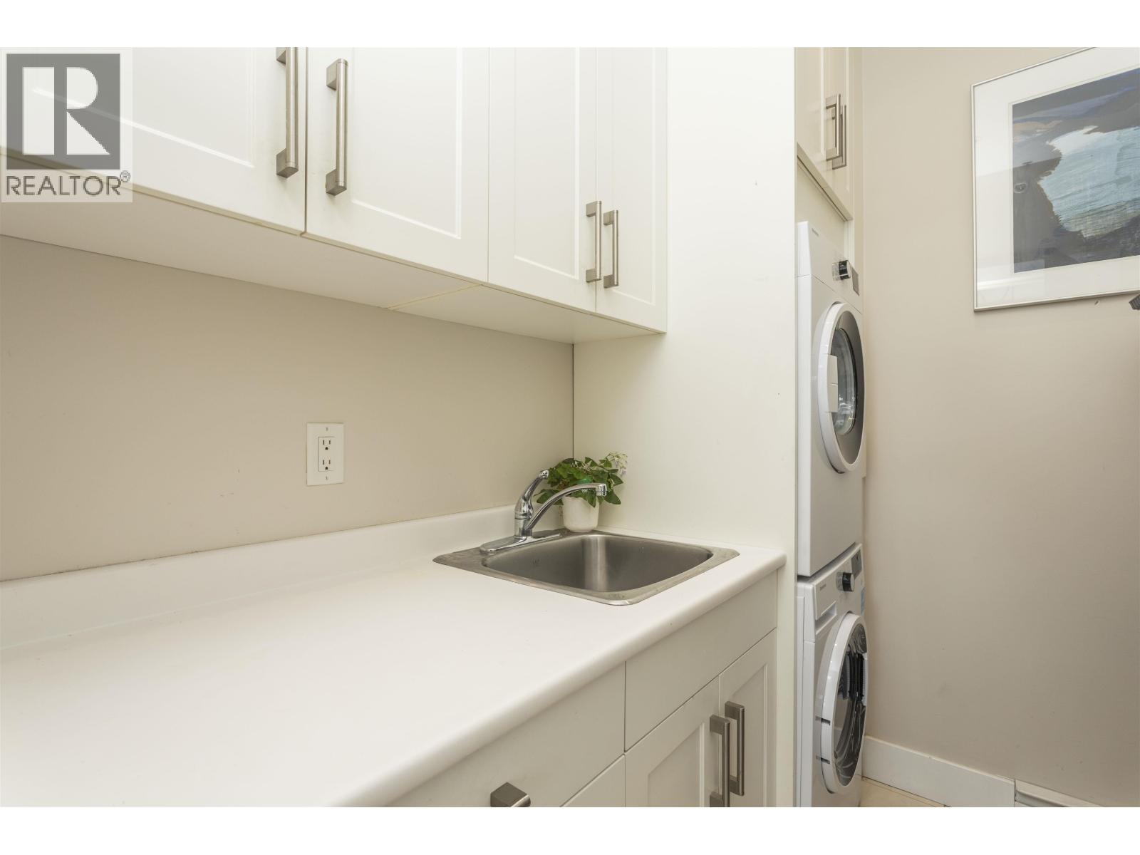 404 6328 LARKIN DRIVE, Vancouver