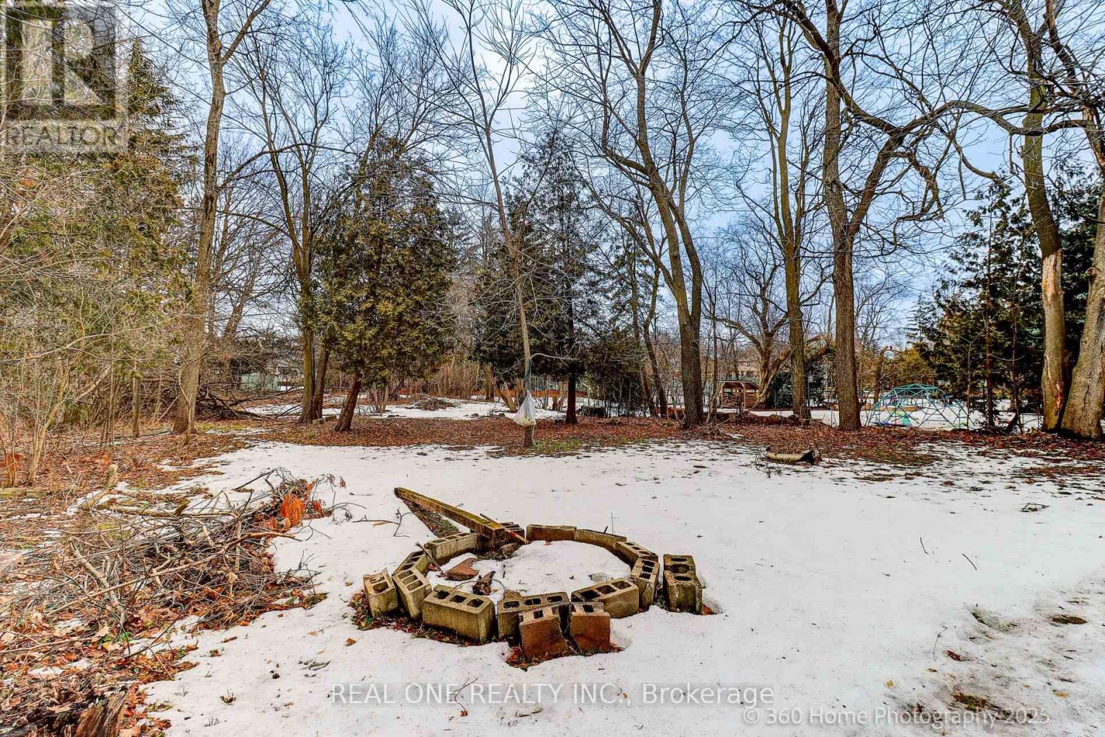 212 CUMMER AVENUE - 24