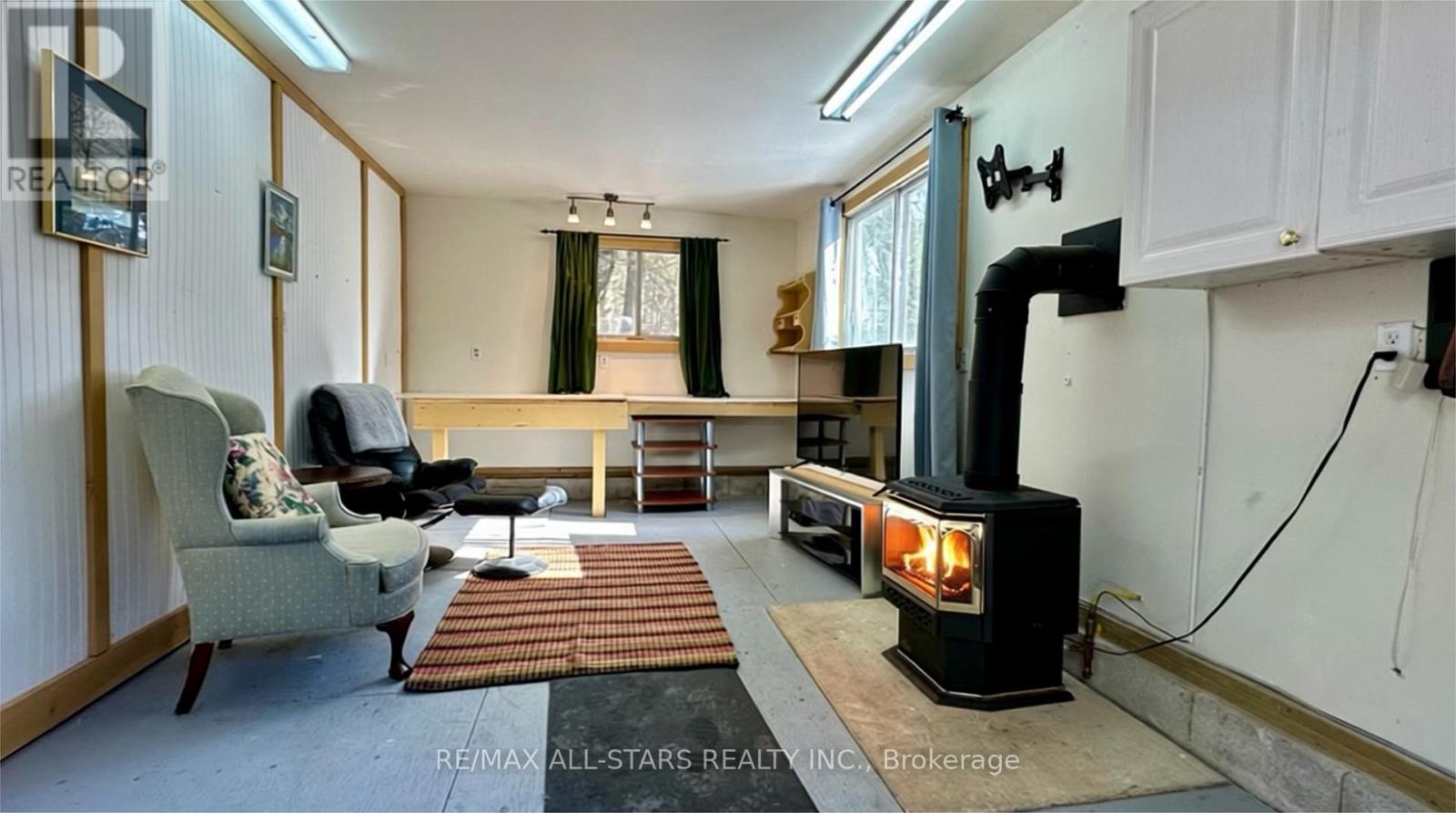 Bunkie interior